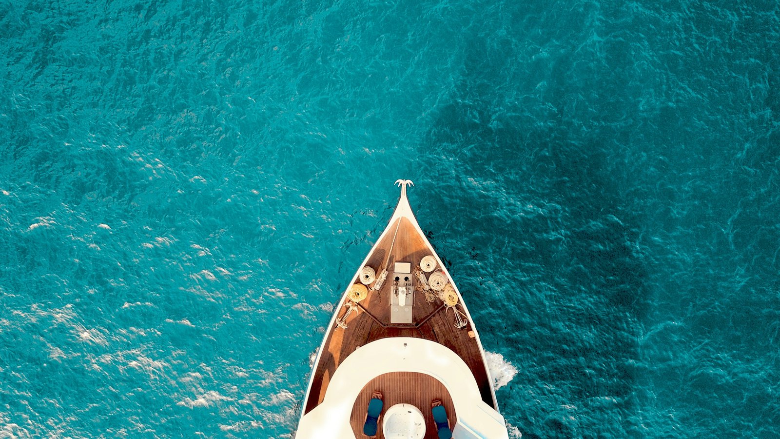 Aerial view of a boat on the sea